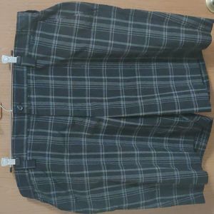 Men's IZOD golf shorts plaid